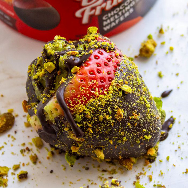 Dubai Chocolate Berries